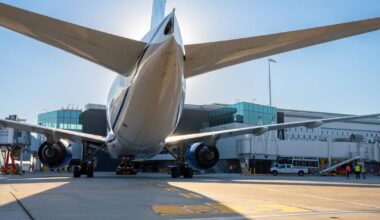 Ground stop at Bush Airport ends early