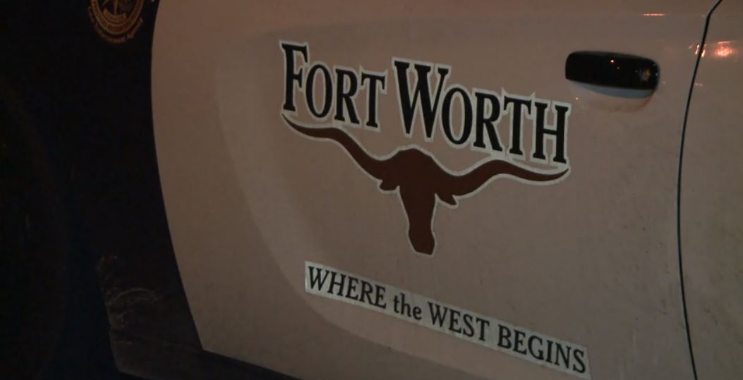 Man killed in crash while attempting to flee from Fort Worth police
