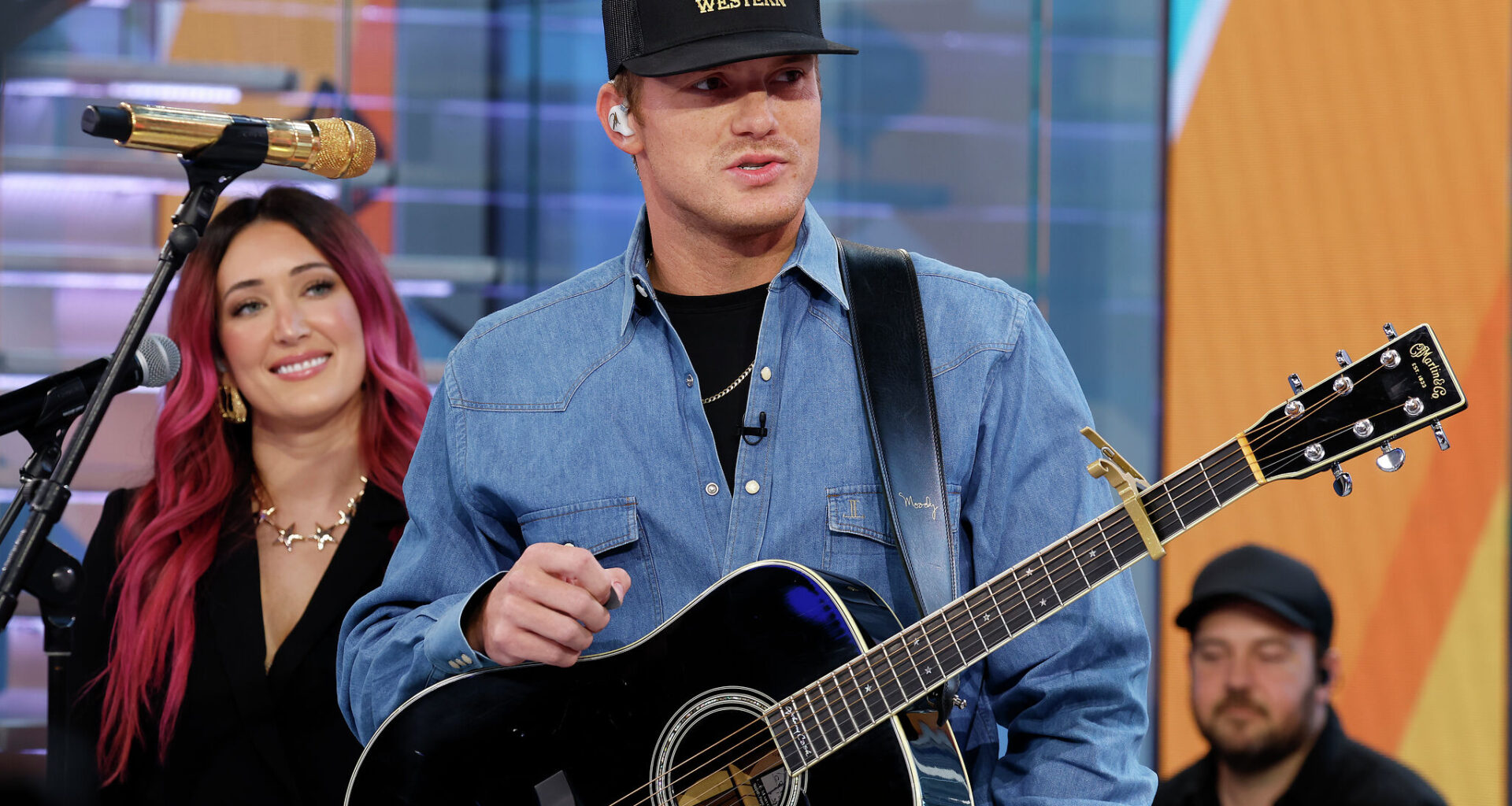 Parker McCollum gives Houston Texans owners much-deserved apology