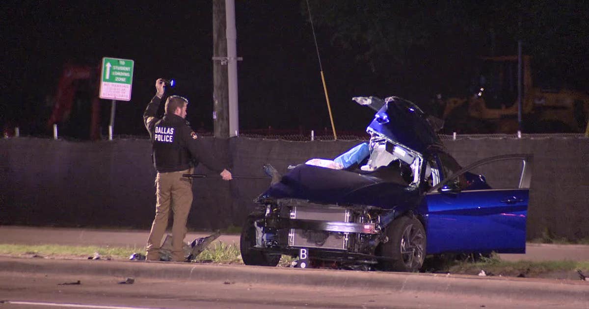 Driver charged with intoxication manslaughter, after fatal Southeast Dallas crash leaves two dead