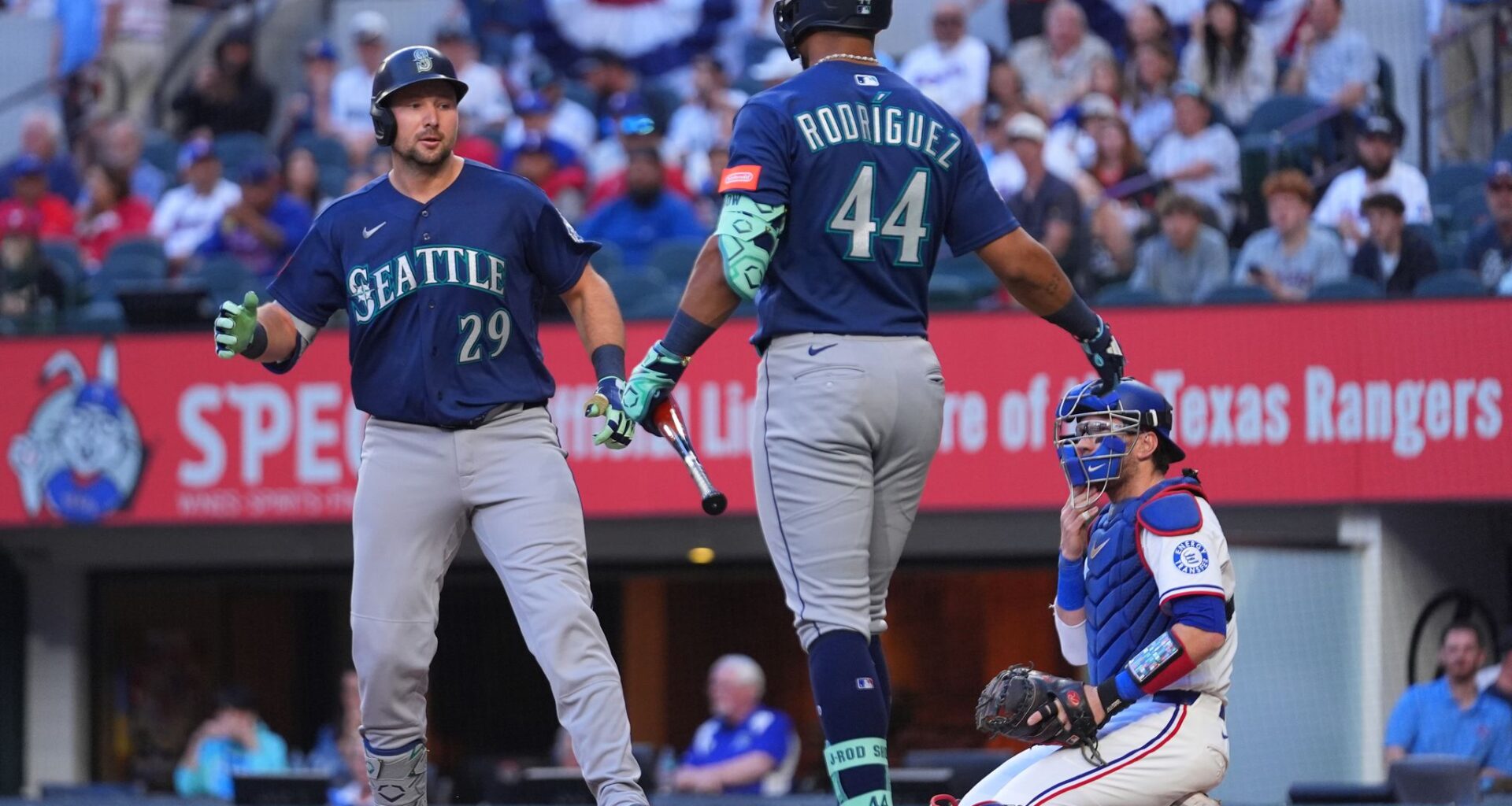 Mariners slugger Cal Raleigh hits first home run of 2026 following 10-game drought