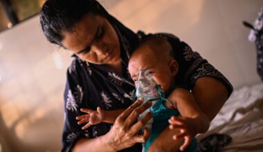 Bangladesh conducts emergency measles vaccinations as outbreak kills more than 100 children