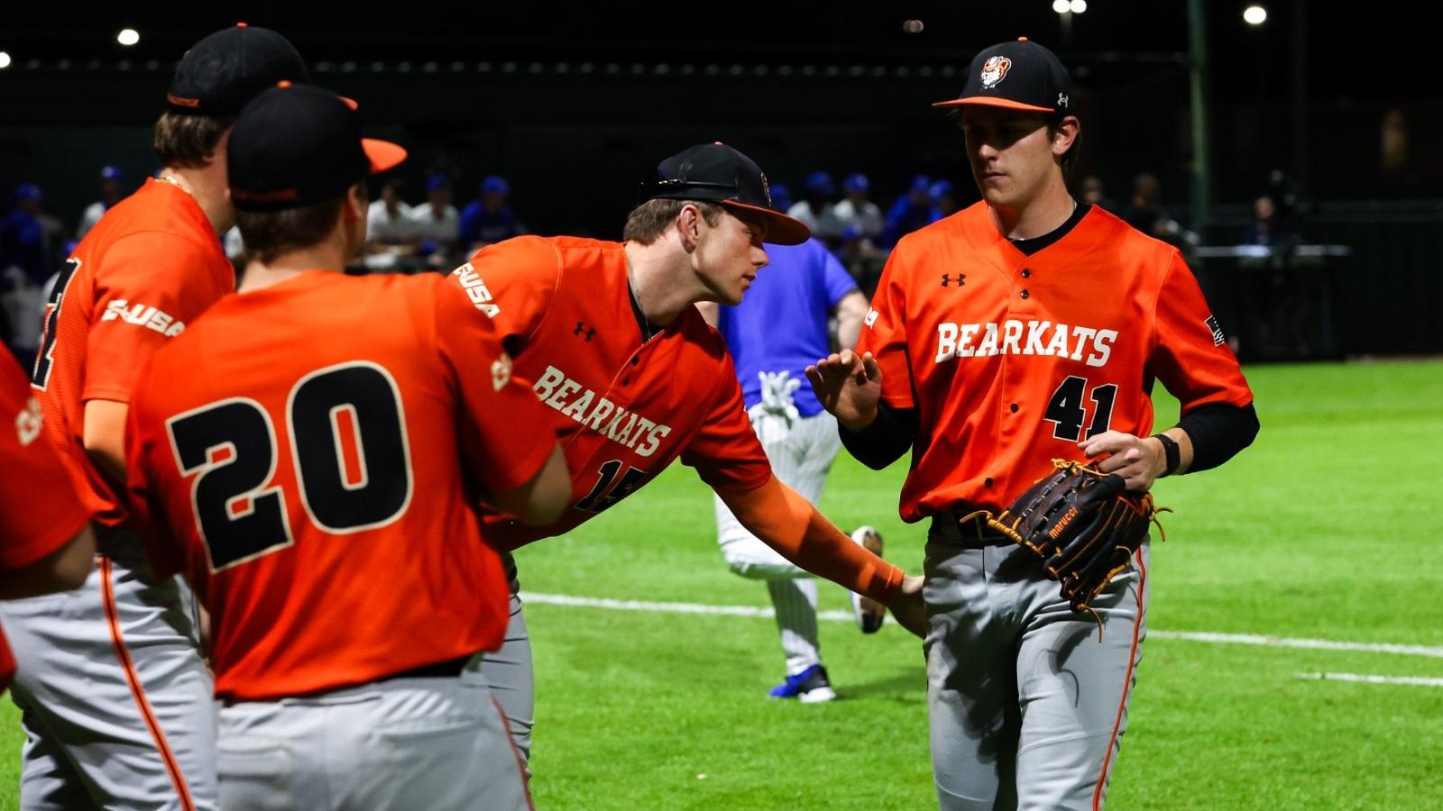 Jeric Curtis scores at Houston 2026