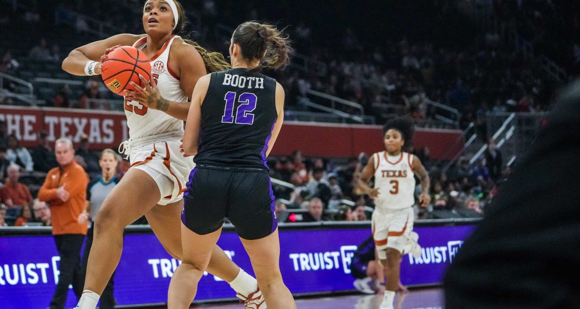 Aaliyah Moore's basketball comeback won't happen with Texas Longhorns