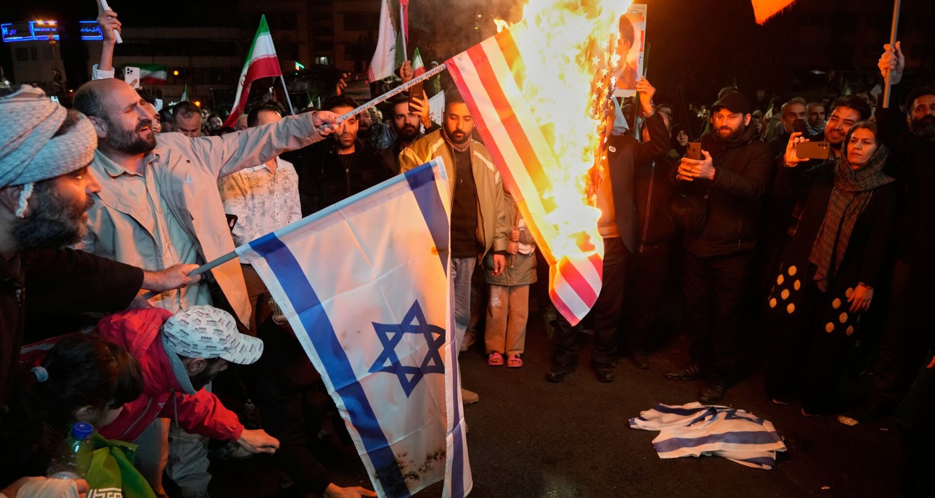 Trump pulls back on threats as US, Israel and Iran reach a 2-week ceasefire deal