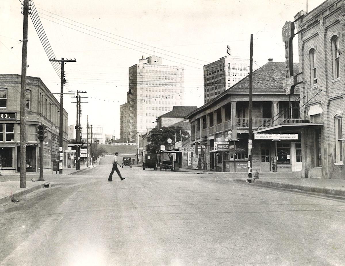Here's how much downtown Corpus Christi has changed since 1920s