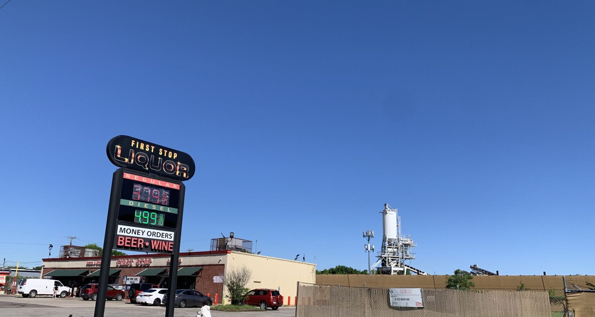 In South Dallas, a reminder to read those rezoning signs