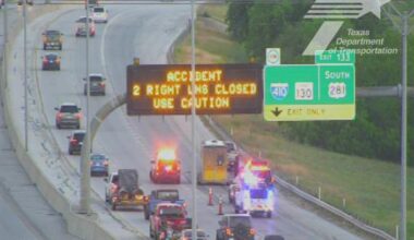 Crash on Interstate 37 in San Antonio sparks traffic slowdown