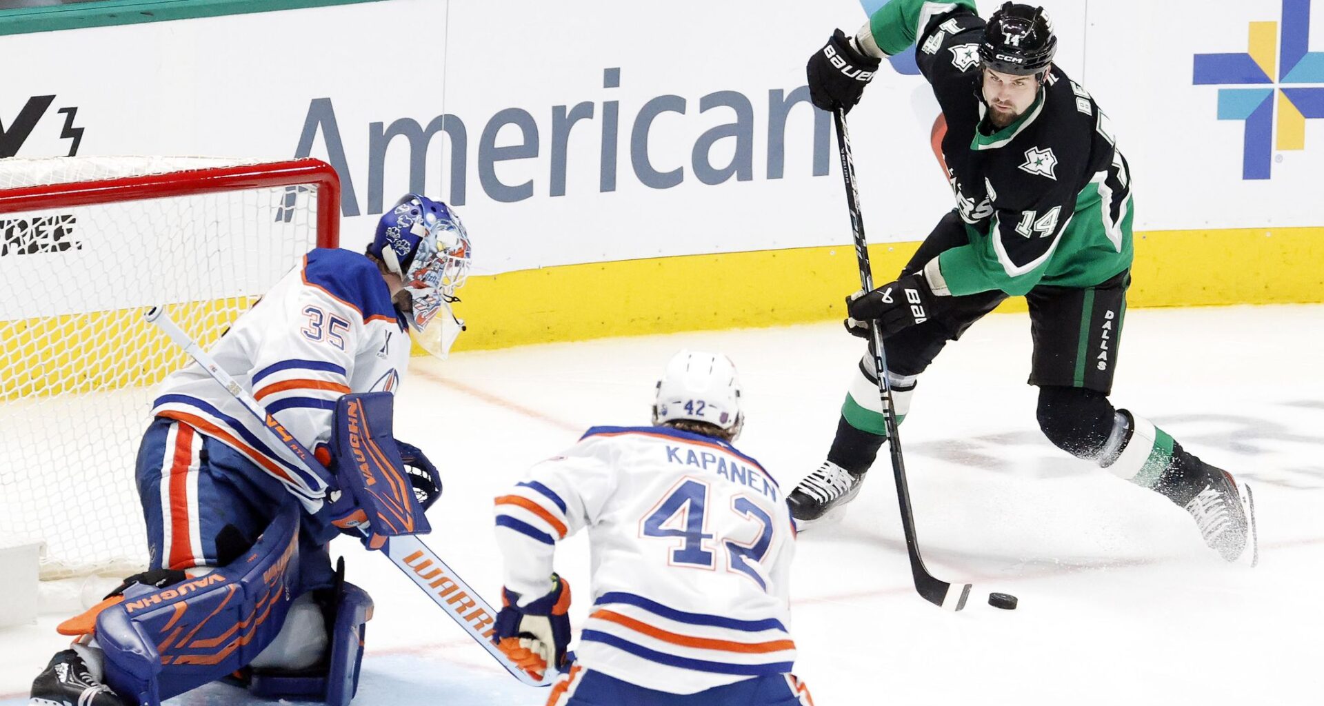 SMU's Luke Sitz takes a dive at the 2026 NCAA Division I Swimming and Diving Championships. Sitz would go on to win the men's title.