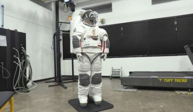 Houston company building next-generation spacewalk suits for next Artemis Moon missions
