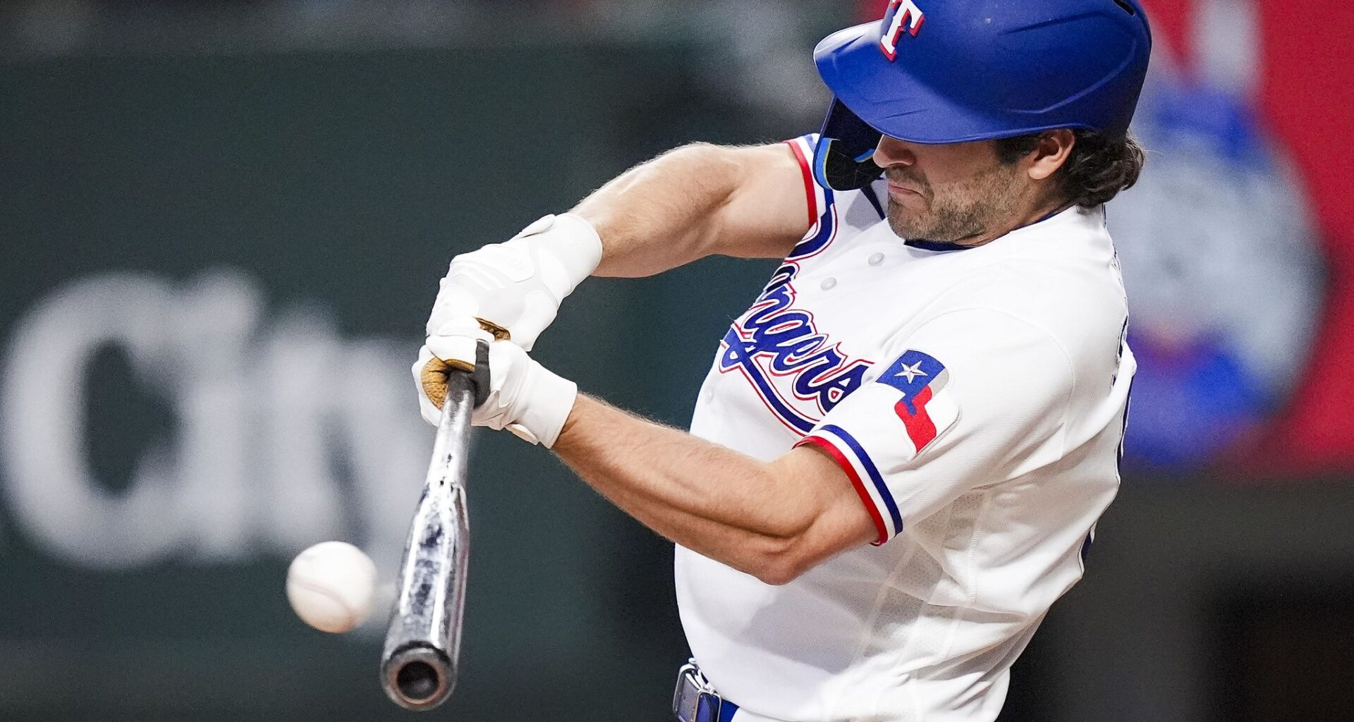 Is Rangers' Globe Life Field where baseballs go to die?