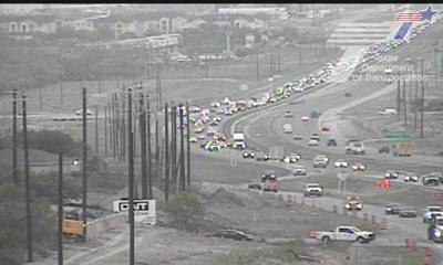 Delays linger after major rollover crash on San Antonio highway