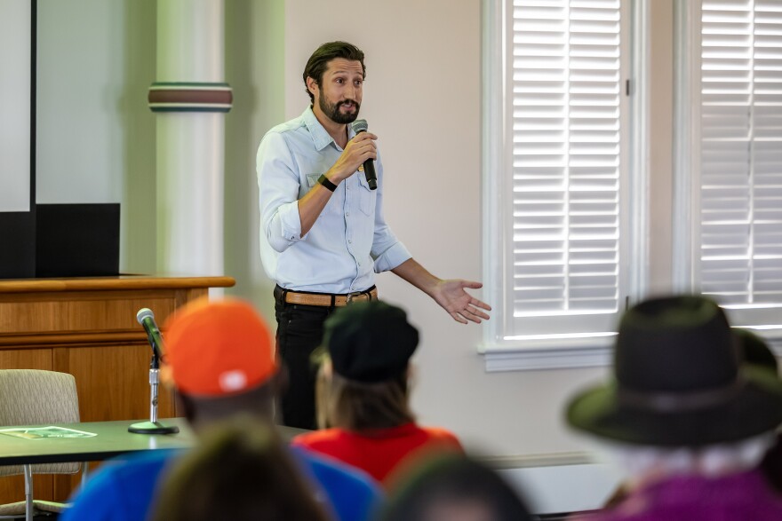 Collin Gillenwater, director of partnerships at St. Edward’s University, speaks during a class hosted by Austin Texas Musicians about the business of music.