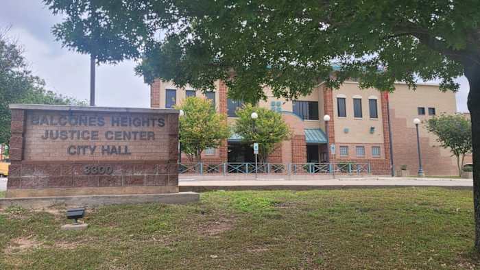 Balcones Heights mayor sues city over alleged retaliation