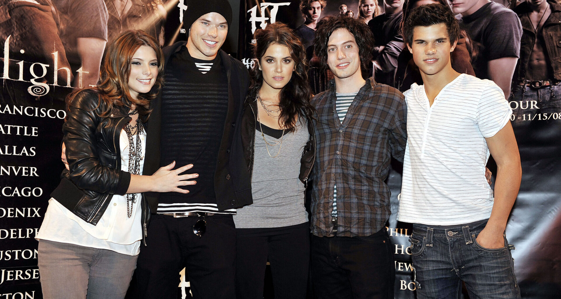 Save 25% on one of our favorite portable coffee makers for Cyber Monday.