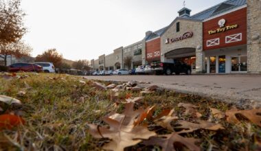 Whitestone REIT bought for $1.7 billion by Ares Management