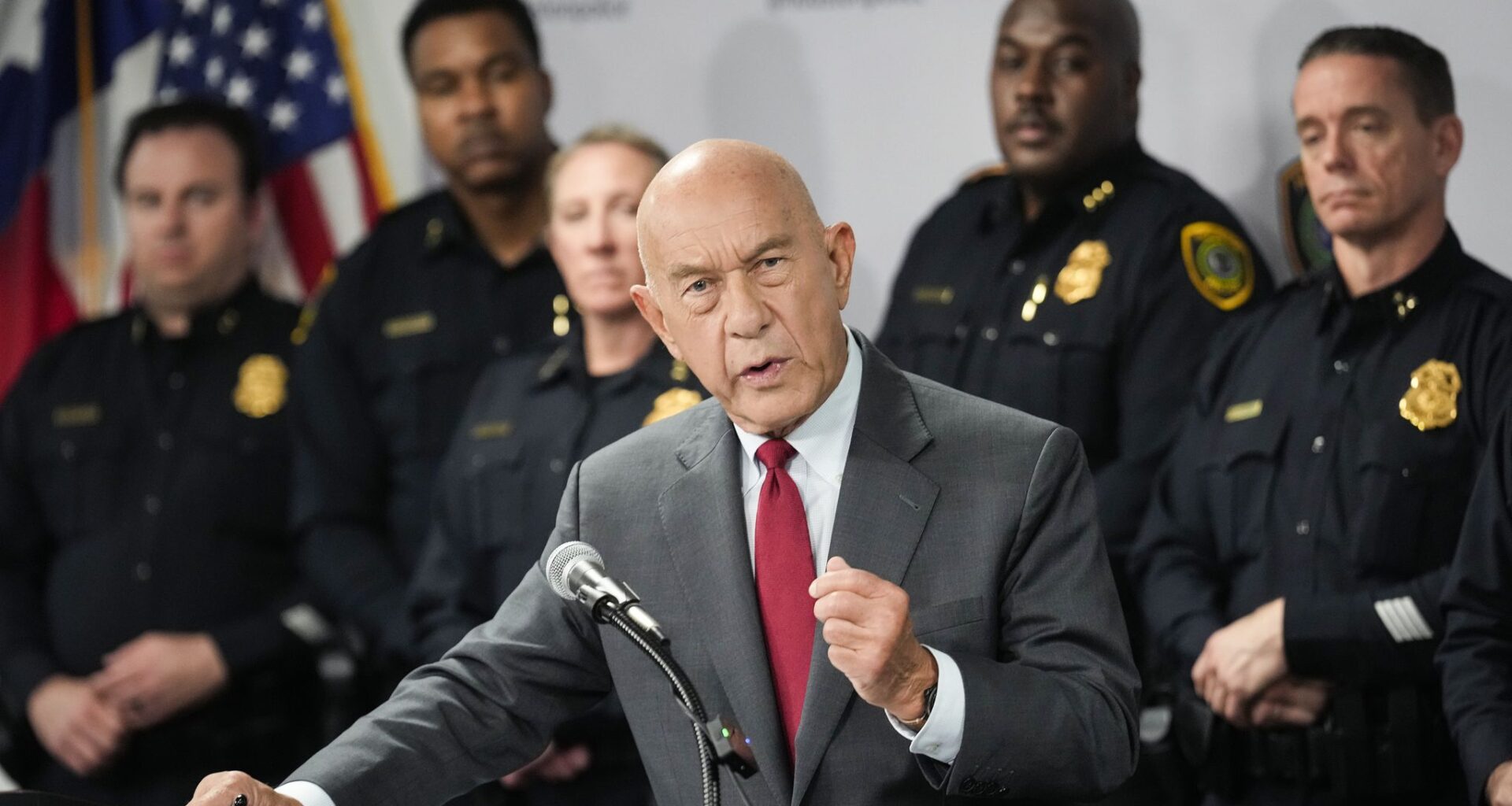 Houston City Council questions mayor's Prop A powers after ICE vote