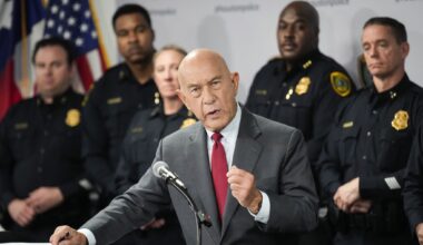 Houston City Council questions mayor's Prop A powers after ICE vote