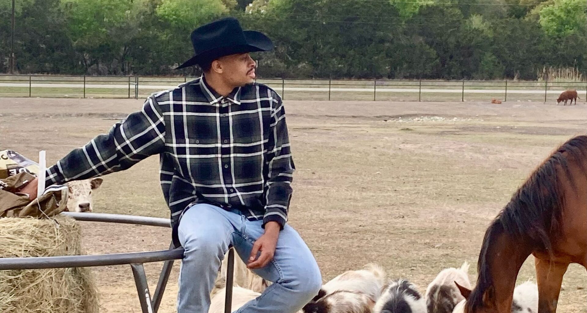 Keldon Johnson inspires following, on ranch and for San Antonio Spurs