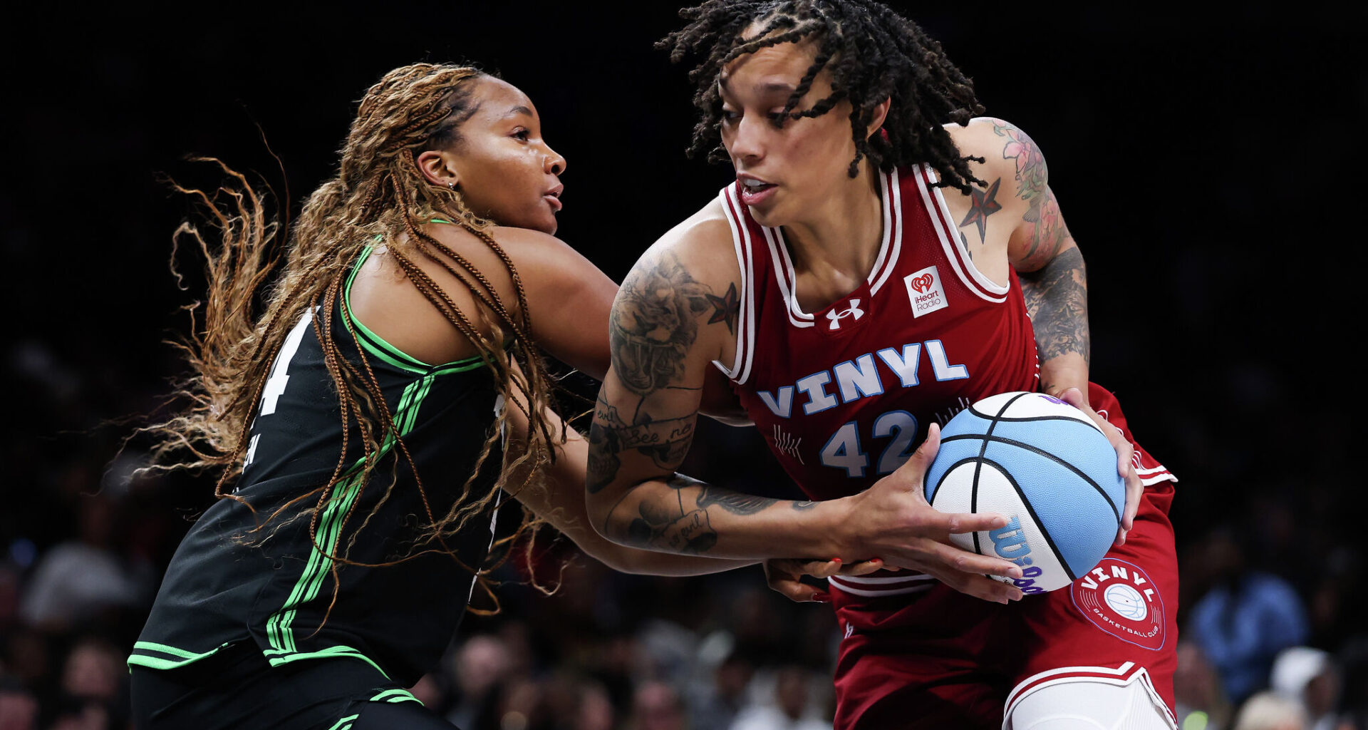 Connecticut Sun sign Brittney Griner, likely bringing her to Houston