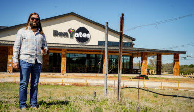 Ron Yates Winery opens new tasting room near Fredericksburg