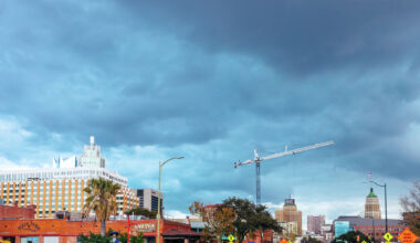 Threat of hail, strong winds increases in San Antonio, NWS says