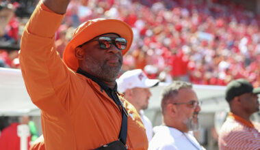 Vince Young joining Arch Manning in Austin for Texas practice