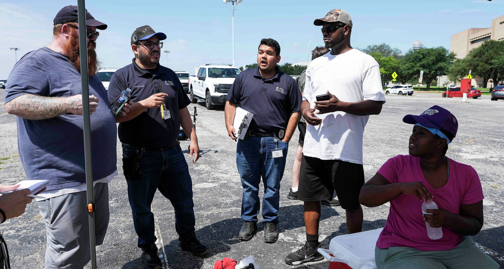 Dallas Animal Services’ dog kennels are at their highest levels in years, and the city needs the public’s help with adoptions and fosters. At its highest point on Sunday, there were 674 dogs in 388 kennels.