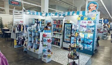 Why did Painted Tree close?