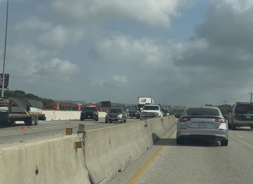 New details emerge in deadly crash on I-35 near Austin