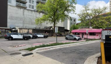 Austin police respond to barricaded subject at Taquero Mucho downtown