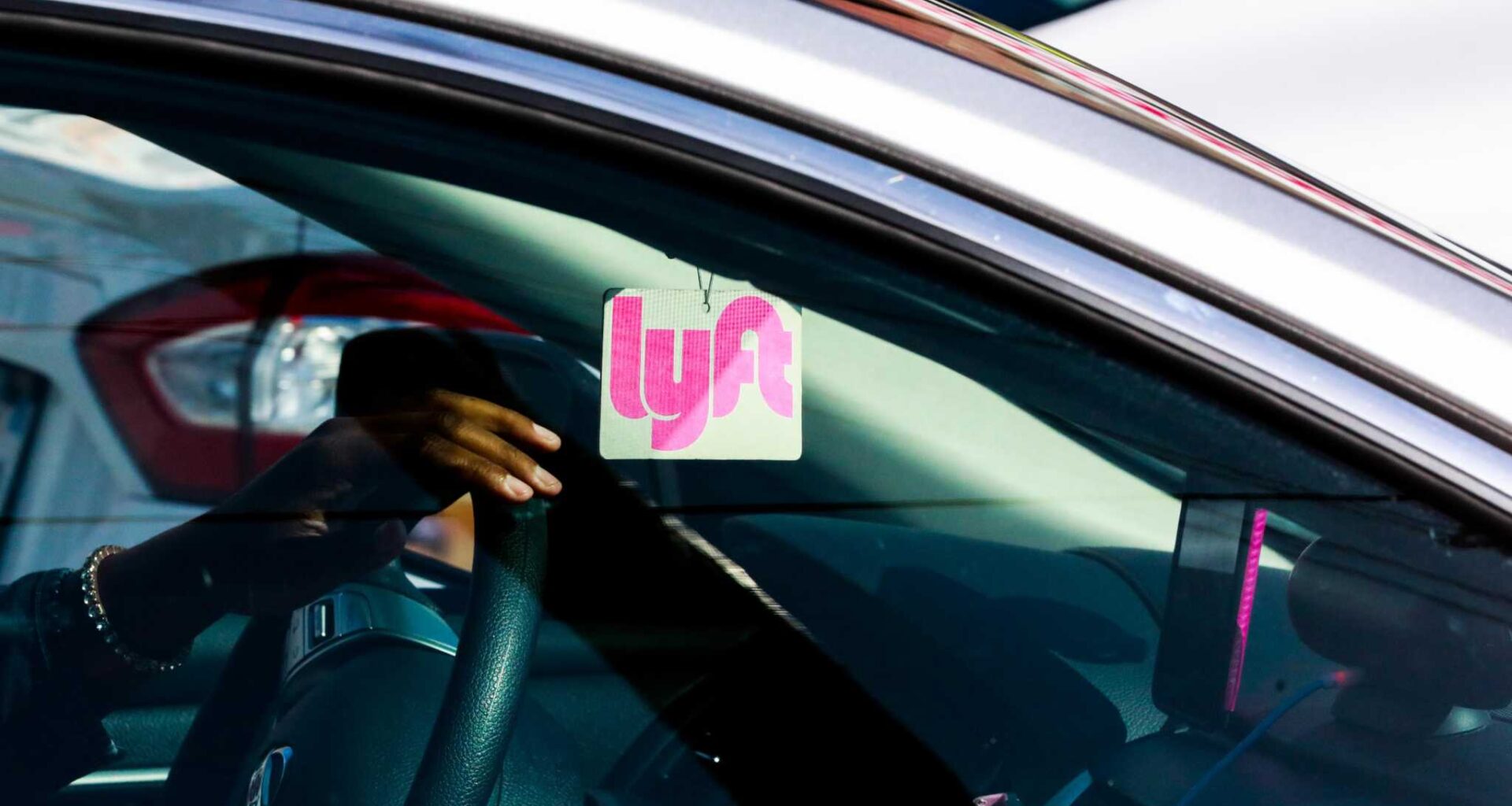 Houston Lyft driver's parents sue company, suspect over son's death