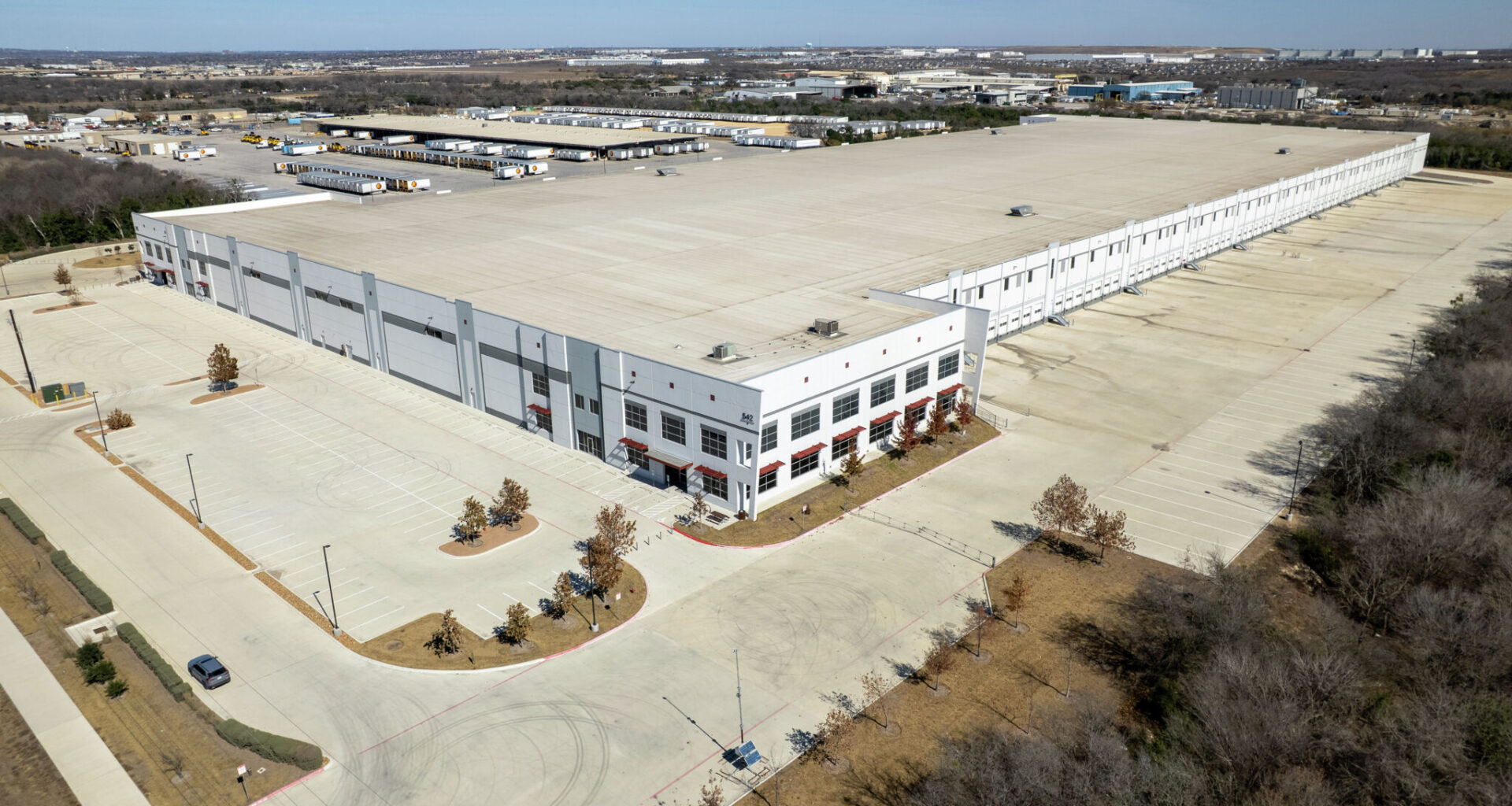 City thwarts private detention centers, but can't block ICE facility