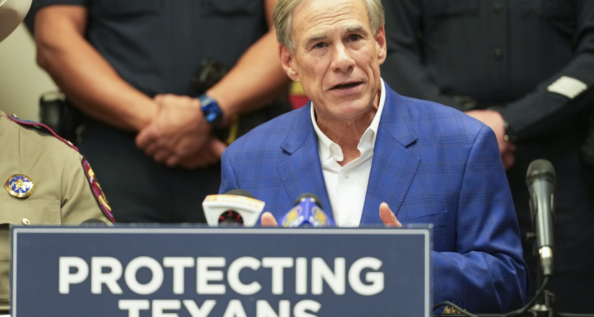 What's at risk as Abbott pushes back on Houston's ICE policy