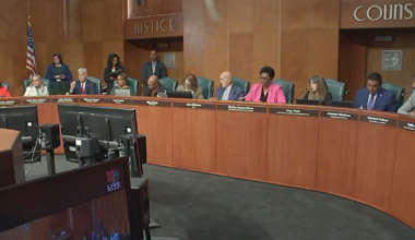 Special city council meeting to discuss Houston police immigration policy postponed, Mayor John Whitmire says