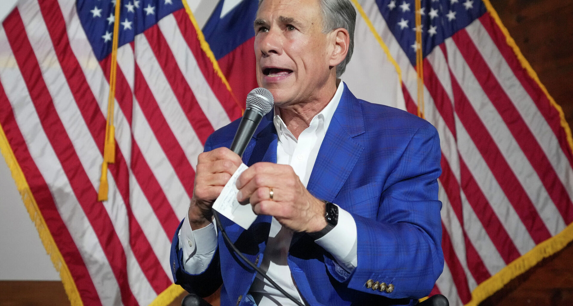 Abbott threatens Austin funding over ICE cooperation limits