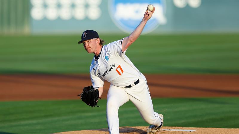 Patriots Run-Rule Eagles Behind 13-Run Outburst