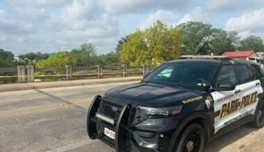 Man found dead in San Antonio River on South Side