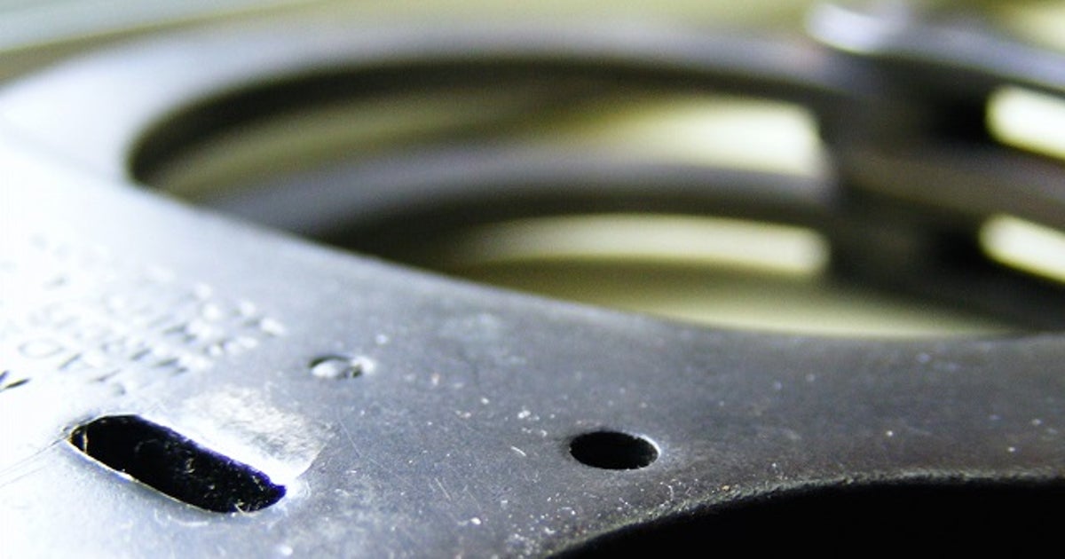 Former North Texas elementary art teacher indicted on child porn charges