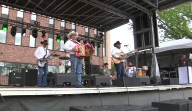First day of Oyster Bake kicks off at St. Mary’s University