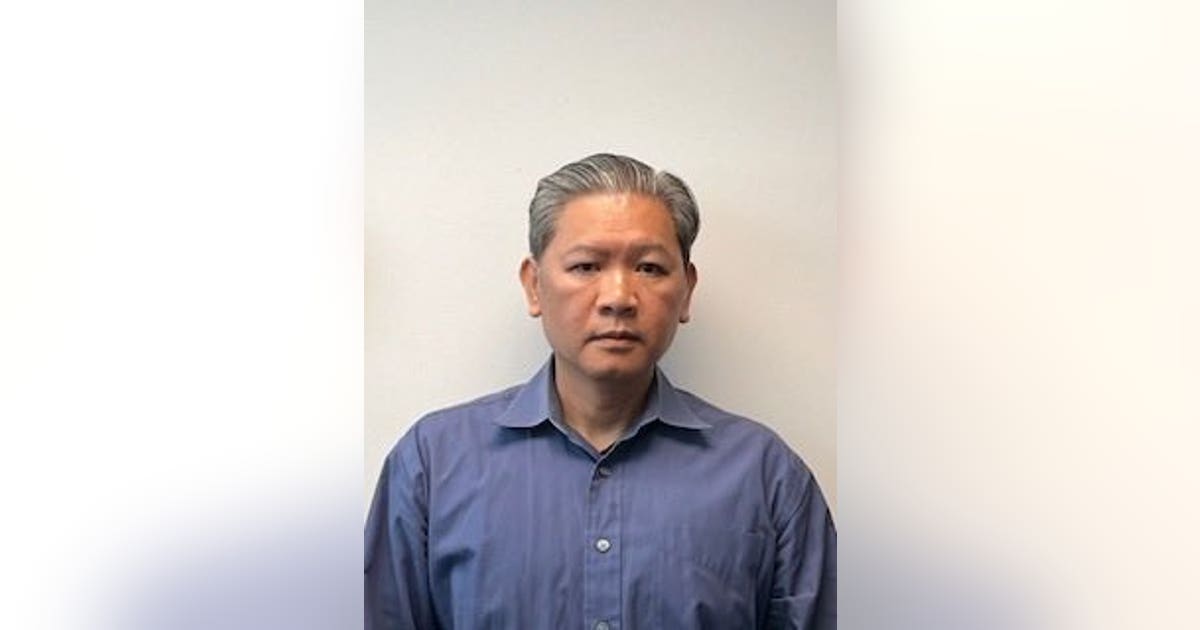 Houston police lieutenant accused of soliciting minor online