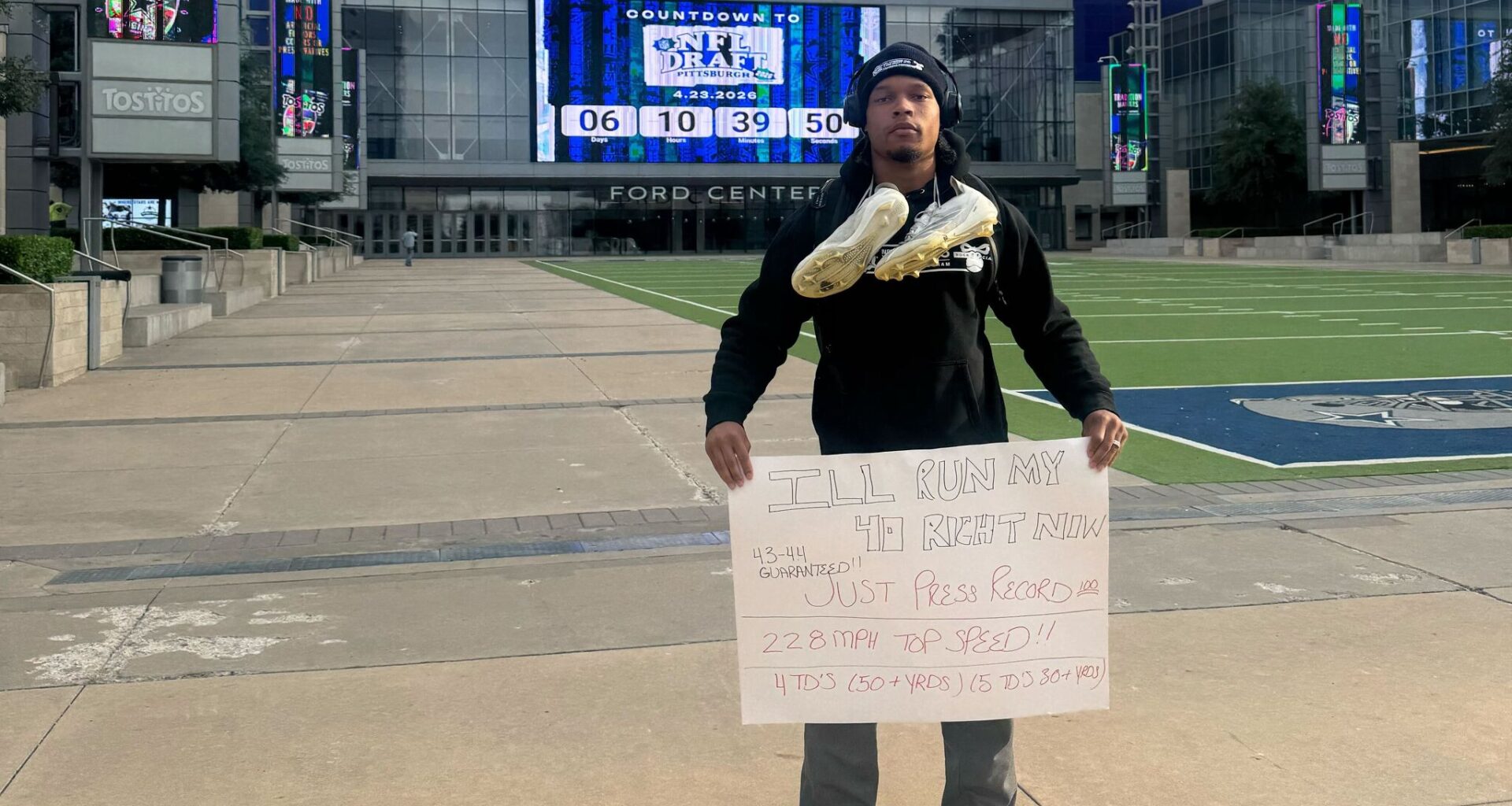 Ex-SMU WR, NFL draft hopeful shoots his shot outside Cowboys facility