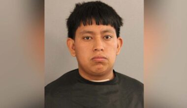 Man charged with intoxication manslaughter after deadly 3-vehicle crash in Travis County