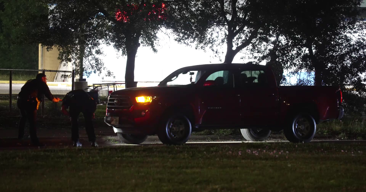 Pedestrian hit and killed while sitting on curb, Houston police says