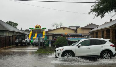 Flooding shuts down part of I-10 in East End