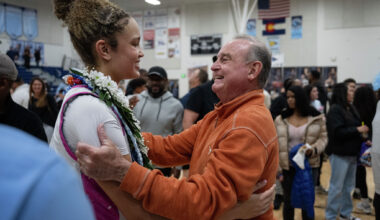 Texas hosts top 2026 basketball recruit Oliviyah Edwards for visit