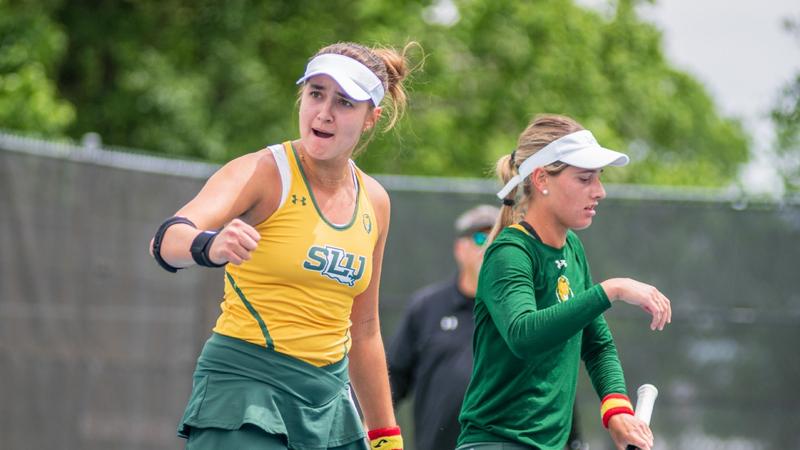 Islanders Rally to Eliminate SLU from Southland Tournament