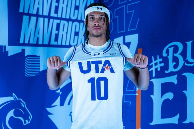 MBB: Mavs Ink San Antonio Wagner’s TreVaun Clark