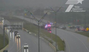 Loop 1604 closed after major crash, TxDOT warns