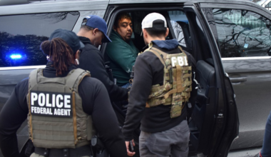 Abbott threatens to withhold $110M in sales tax from Houston over ICE policy